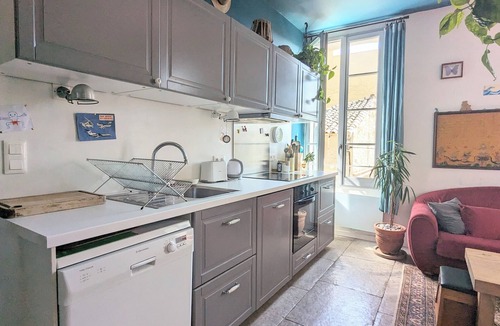 Beaux Arts-Boutonnet House | Maison de Caractère Quiet neighborhood near the historic center and TRAM 1 station
