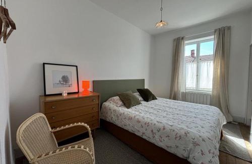 Charroux House | Maison de charme avec jardin clos et animaux admis à Charroux - FR-1-489-538