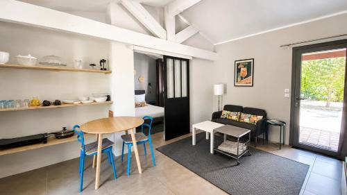 Crestet House | Maison de charme avec vue sur le Mont Ventoux
