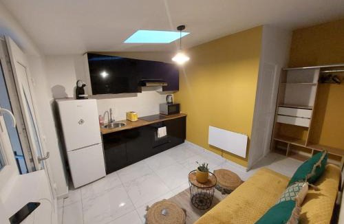 Stains Apartment | Maison de charme Paris stade de France