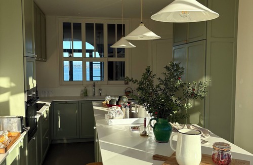 Saint-Cast-le-Guildo Villa | Maison de famille 1ère ligne vue mer à Saint-Cast-le-Guildo (22) - Sleeps 9