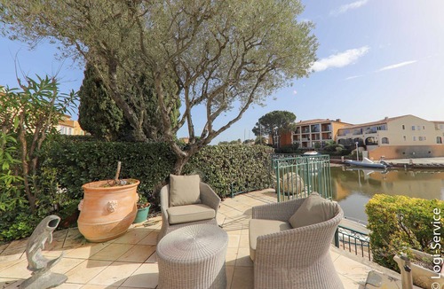 Port Grimaud House | Maison de pêcheur with private pool and mooring close to the beach