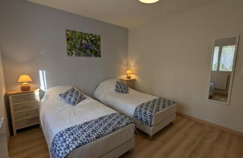 Puyreaux House | Maison de plain-pied avec wifi et animaux acceptés, jardin et terrasse privés - FR-1-653-227