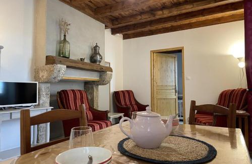 Rongeres House | Maison de plain-pied confortable avec jardin à Rongères - FR-1-489-381