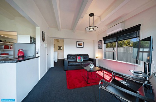 Swanson Hotel | Maison de Rose