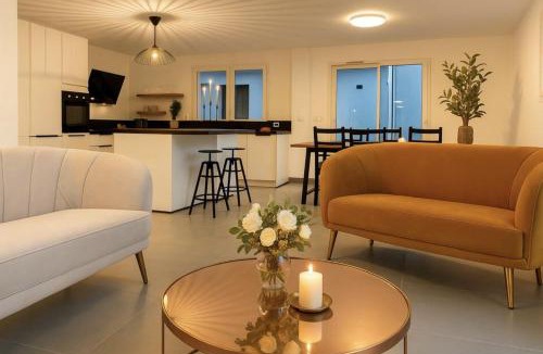 Chateau-Gaillard Villa | Maison de Standing 3 Chambres Parking Spacieux