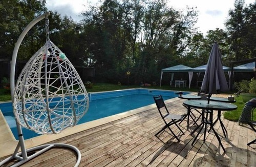 Cormatin House | Maison de Vacances Avec Piscine Pour 12 Personnes