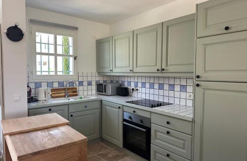 La Mole House | Maison de village