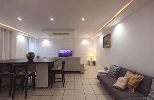 Val-de-Reuil Apartment | Maison des Compagnons