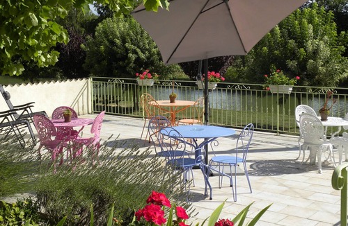 Buffon Apartment | MAISON des FORGES, In Buffon, village of Auxois facing the Bourgne Canal