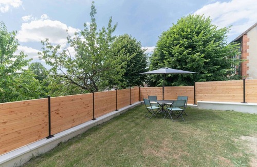 Billy House | Maison design et climatisée avec jardin