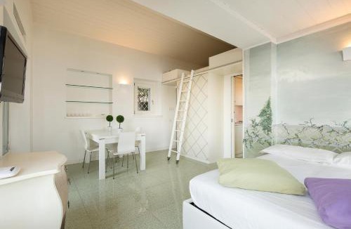 Carciano House | Maison du Lac