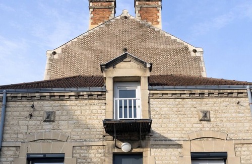 Troyes House | Maison Duplex standing Centre ville Troyes Wi-Fi Netflix