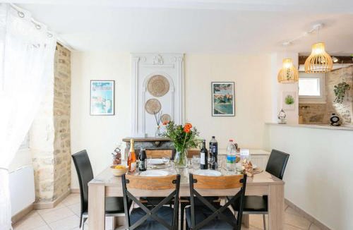 Montfaucon House | Maison en bastide, animaux admis - 5 pers. - FR-1-828-16