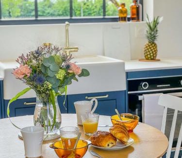 Libourne House | Maison en pierre avec jardin et vue vigne - St-Émilion