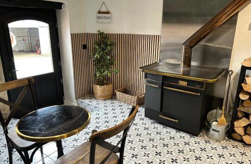 Seyssel House | Maison en pierre de70 m2 au cœur d’un hameau