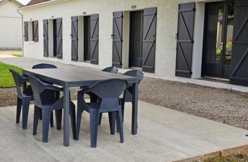 Cours-de-Pile Villa | Maison en pierre, Piscine chauffée, Parc 1Ha