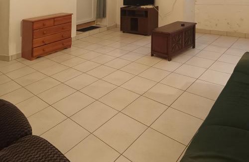 Ruffec House | MAISON ENTIERE CENTRE-VILLE DE 4 à 12 PERSONNES