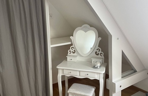 Huppain House | Maison Familiale " L'abbé Garo "