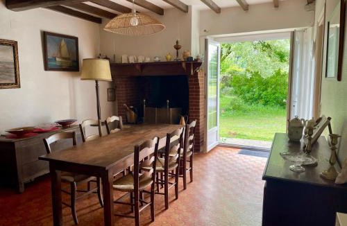 Guinarthe-Parenties House | Maison familiale 10 pers avec jardin & calme au cœur du Béarn