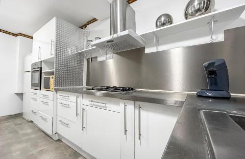Bourdeilles Villa | Maison familiale authentique, calme et rustique