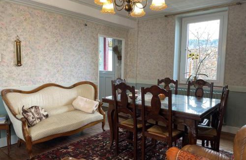 Arfeuilles House | Maison familiale avec clim et wifi au cœur de la Montagne Bourbonnaise - FR-1-489-277