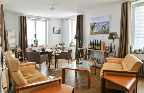 Saint-Genix-sur-Guiers Bed & Breakfast | Maison Fleur De Frangipanier