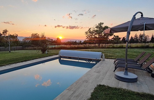 Saint-Just-Saint-Rambert Villa | Maison Avec Piscine et vue Superbe 6 à 8 Personnes