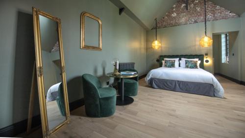 Saint-Lazare-Les Avenues Bed & Breakfast | Maison Heronnière