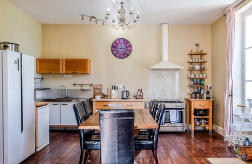 Eynesse Villa | Maison Jospin - Eleven Bedroom Villa, Sleeps 20