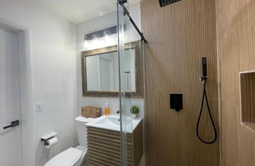 Golden Glades House | Maison Joyeuse