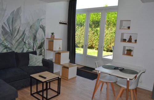 Saint-Hilaire-Du-Bois House | Maison 'la grange'