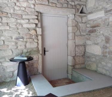 Visan House | Maison La Petite Cour - Spa