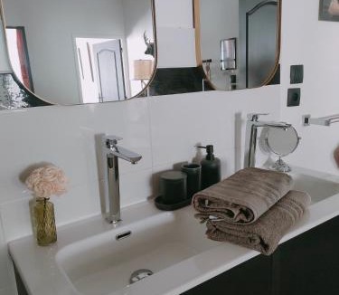 Guingamp House | Maison La Suite 27