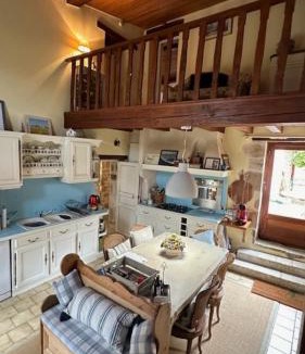 La Villedieu House | Maison Le puits du bonheur