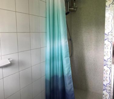 Le Perreon House | Maison LES BLEUETS