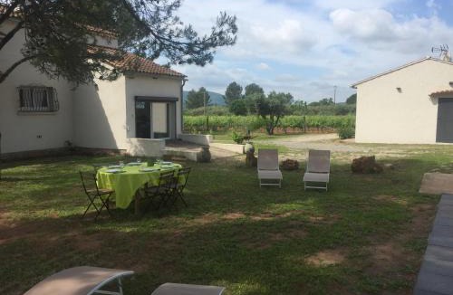 Pignans Apartment | Maison Loubiere