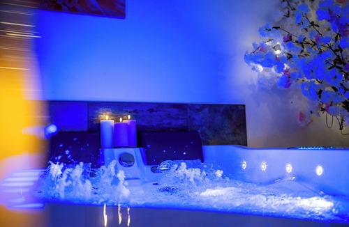 Saint-Vincent-de-Paul House | Maison M Rubis Much more than a love room!