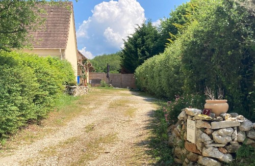 Gignac House | Maison Montagnac – Haven of Peace with Enclosed Garden in the Heart of the Lot
