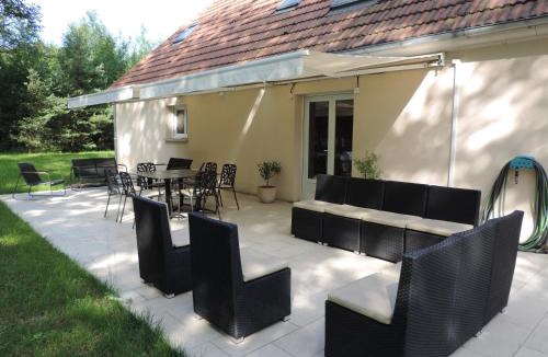 Perreux Villa | Maison neuve avec piscine dans domaine arboré - Domaine de la Brionnerie