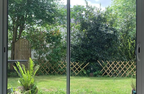 Coutances House | Maison Nichée Dans la Nature, Bordée dun Ruisseau et Proche du Centre Ville