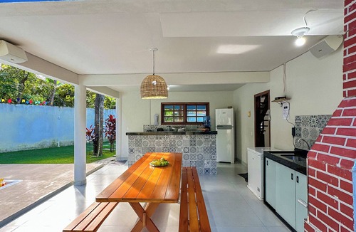 Arraial d'Ajuda House | Maison Paraíso: Seasonal House in Arraial d'Ajuda for 12 people