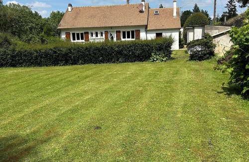 Saint-Prest House | Maison Pour 6 Personnes Plus un Bébé