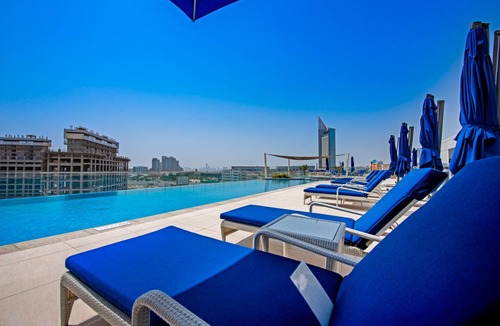 Dubai Media City Apartment | Maison Privee - Chic Coastal Escape w/Sea Views on Palm Entry
