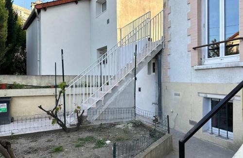 Pierrefitte-sur-Seine Apartment | Maison proche Paris métro 13