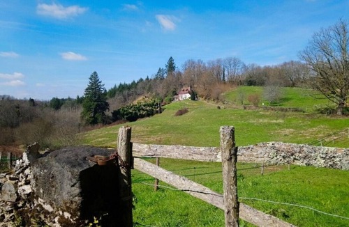 Segur-le-Chateau House | Maison Rocher | Memorable Views in the heart of the beautiful countryside