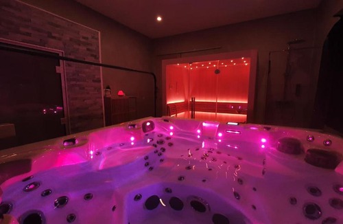Falmagne Bed & Breakfast | Maison RoHa - B&B & Wellness