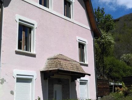 Saint-Michel-de-Maurienne Apartment | maison rose