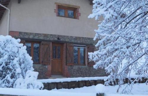 Chamboeuf House | Maison rustique avec jardin à Aveizieux, animaux admis - FR-1-496-175
