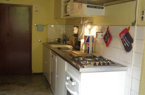 Camarade House | Maison spacieuse à Camarade avec grand jardin pour 15 personnes